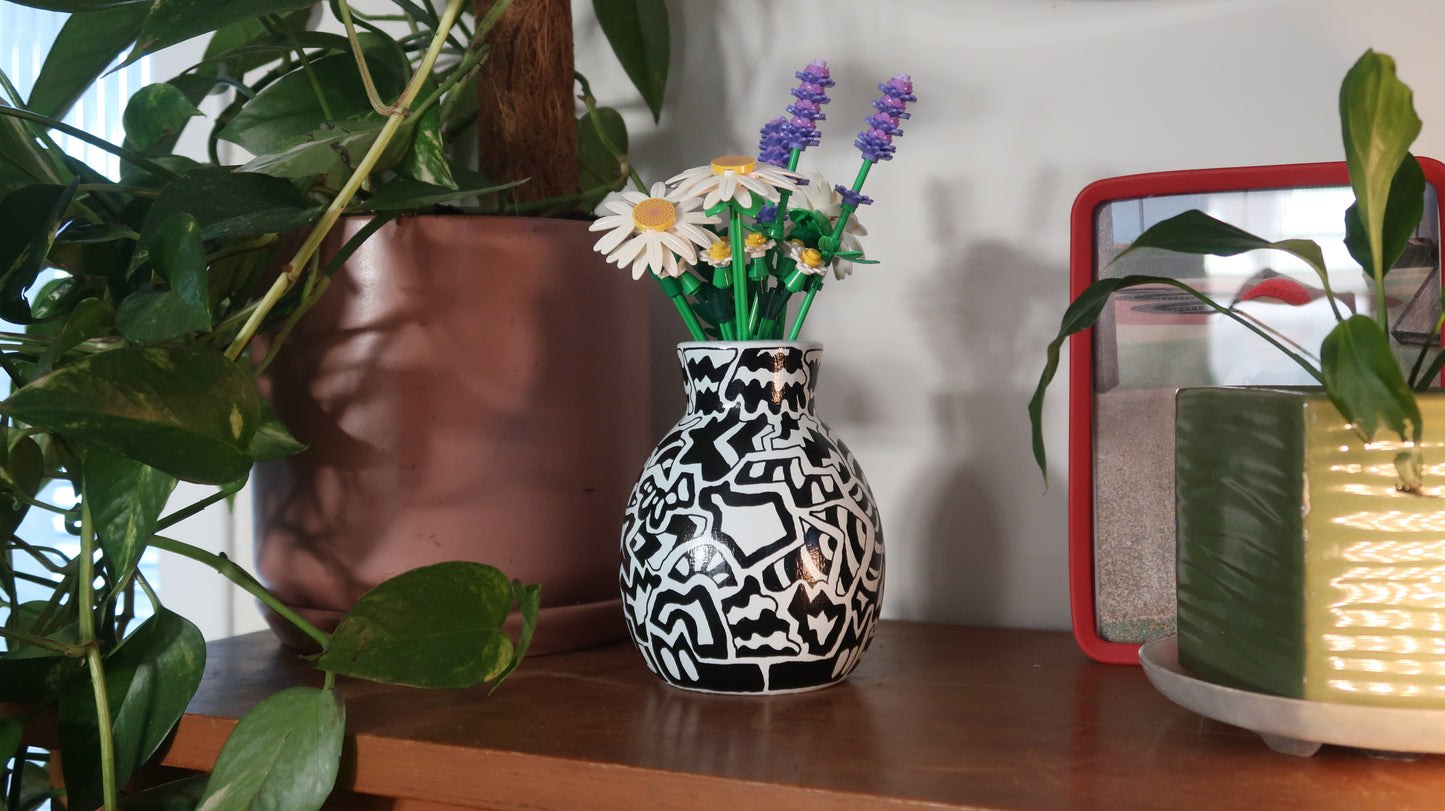 Summer Afternoon - Bud vase (130mm x 105mm x 100mm)