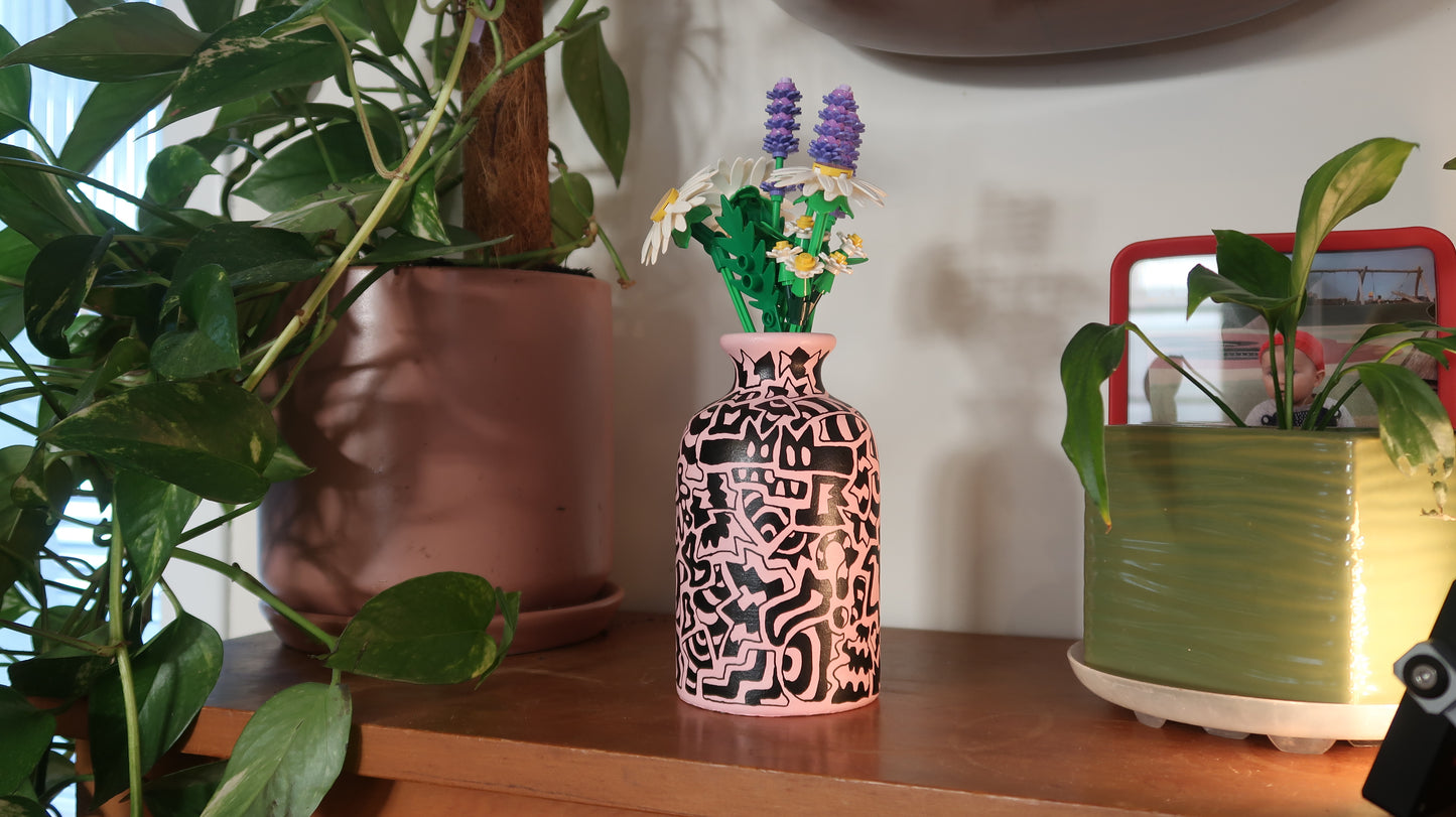 Shepherds Delight - Bud vase (150mm x 80mm x 80mm)